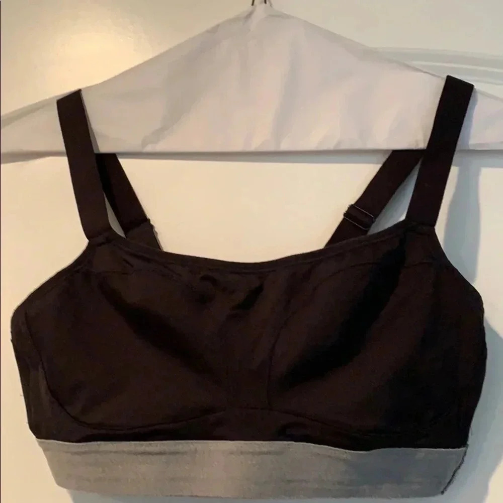 Half Moon Black Sports Bra